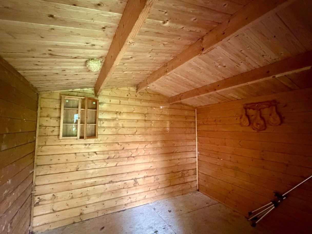 Grasleben: 1-Familienhaus mit 1600m2 märchenhaftem Garten